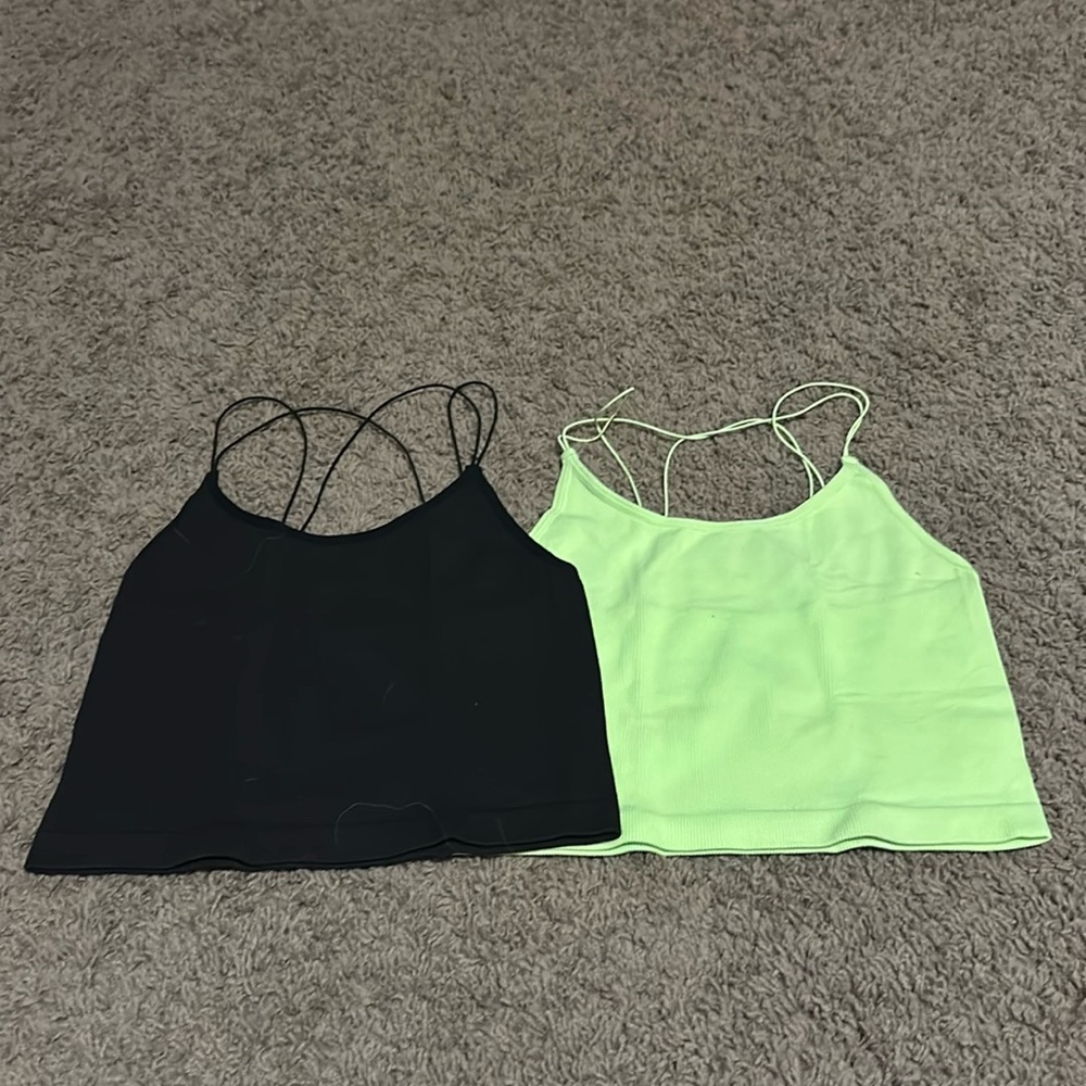 Pack of two crop tops